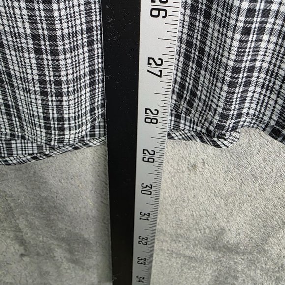 Mens Chaps Black White Plaid Shirt Long Sleeve Button Down Cotton Blend Size M - Picture 8 of 9